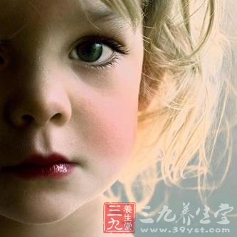 宝宝爱看电视广告 警惕自闭症