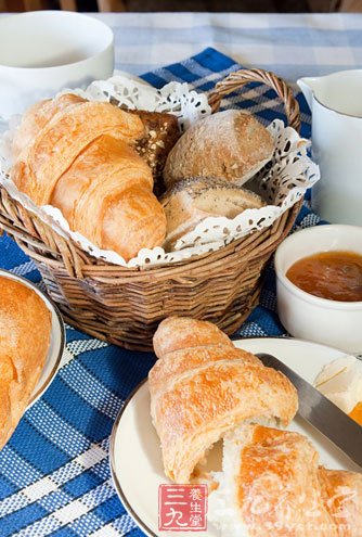 烧饼油条不健康 营养早餐应该怎么吃