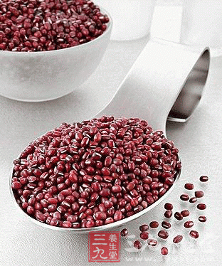 春天糙米莲子百合粥清热祛火