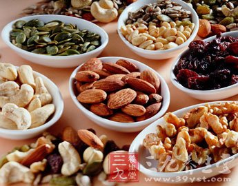 春天糙米莲子百合粥清热祛火