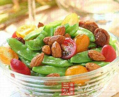 养颜吃杏仁 让你更漂亮