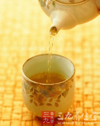 日常生活中许多人饮茶有误区