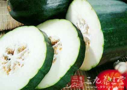 面部浮肿吃冬瓜