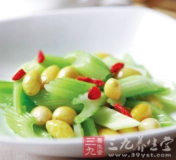 中医四大抗衰老食谱年轻吃出来