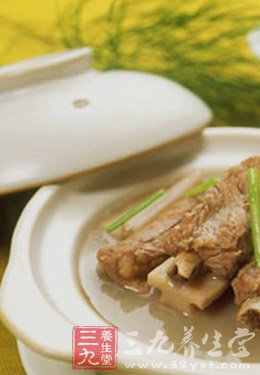 夏季营养健康煲汤--藕节炖排骨