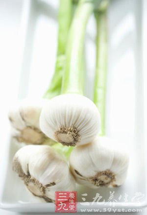 大蒜含有200多种有益于身体健康的物质