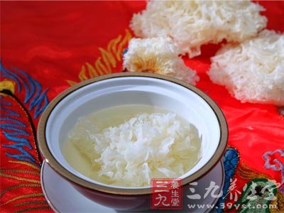 专家教你怎样喝水喝出苗条身材