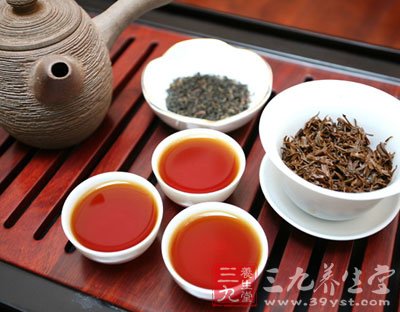 酒后喝茶 警惕损伤肾脏 