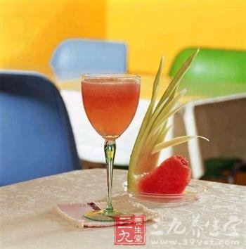 喝什么对皮肤好?自制蔬果汁养颜护肤(7)
