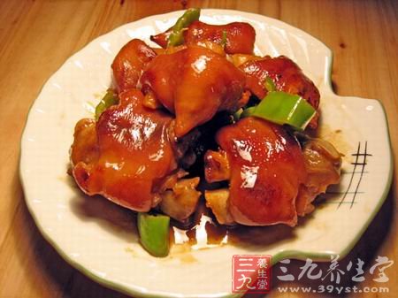 吃猪蹄有什么好处 常吃猪蹄更美丽