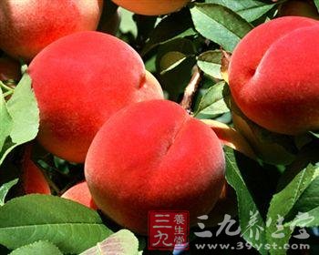 桃子的营养价值 补铁效果好