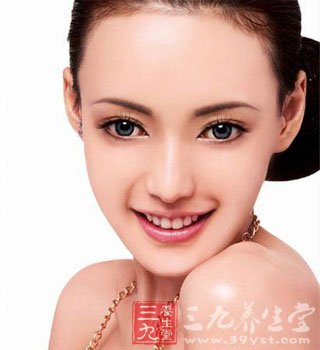 刮痧美容 刮出好肤色