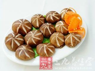 吃香菇有什么好处 温水泡发香菇预防感冒(3)