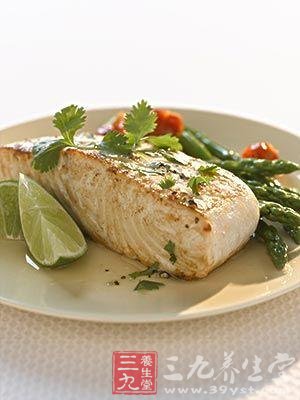 吃鱼有什么好处 多吃鱼可降低老年痴呆(2)