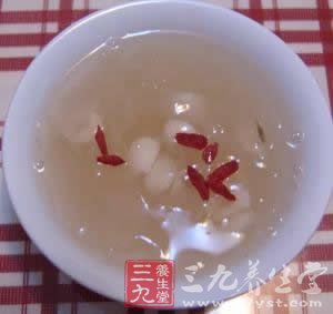 炎炎夏日 煲汤清热降火营养好