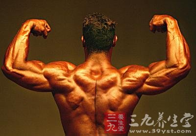 中医认为胖人清晨拍手补气 瘦人晚上泡脚补血