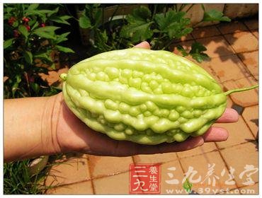 苦瓜的功效与作用 苦瓜两种吃法有助长寿(2)