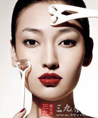 蜂蜜日本瘦脸操 快速变回小脸