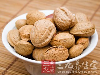 中医养生 七种坚果帮助你养颜益寿