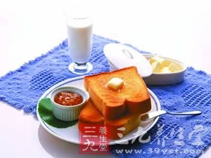 不吃早餐就会变成易胖体质这种说法对不