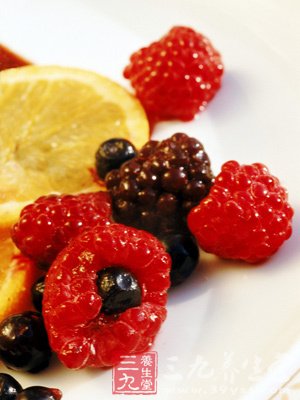 常吃4种黑色水果