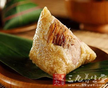 吃粽子每餐别超50克