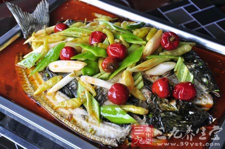 烤鱼的做法 大厨教做烤鱼