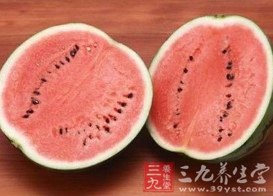 吃水果 夏季预防百病