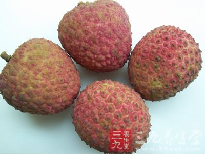 五月:草莓、荔枝