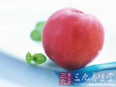 夏季女性千万少吃六种水果