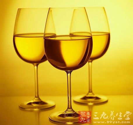 专家:酗酒有什么危害呢