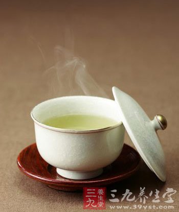 夏季喝8款瘦身茶 重现窈窕身材