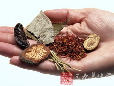 巧用中药补维生素