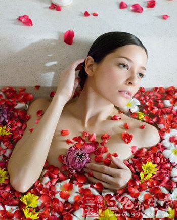 六大罪魁祸首 让女人乳房下垂