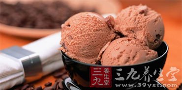 爱吃冰激凌 6人群不能吃