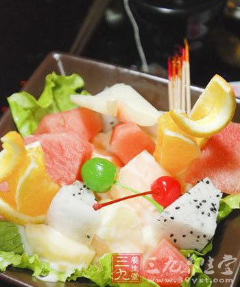 热荐8大水果沙拉 清肠毒又减肥