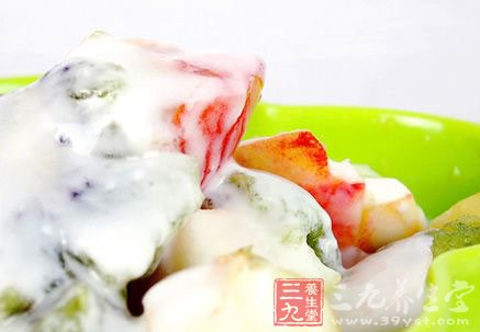 热荐8大水果沙拉 清肠毒又减肥