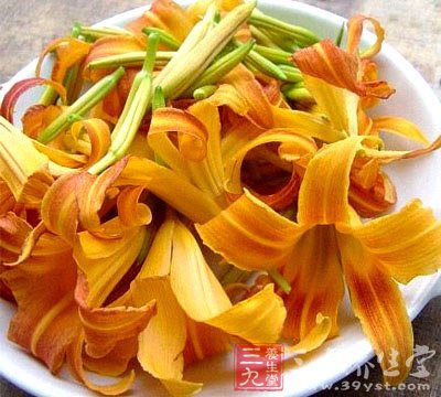 警惕12种夏天易中毒食物