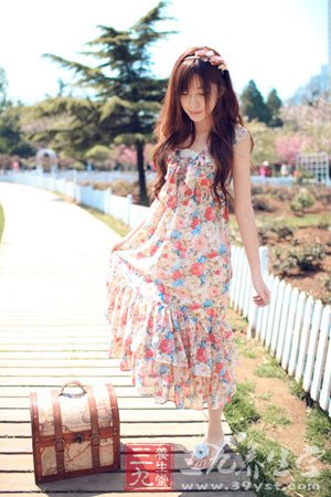 女性长期月经不调 需警惕不孕症