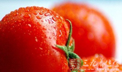 专家：不变红的绿豆汤更营养