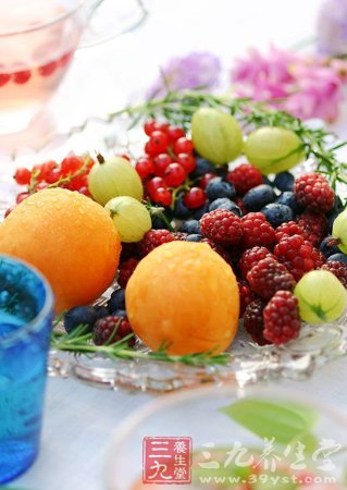 夏季吃什么水果好 美容水果让你美白又祛斑