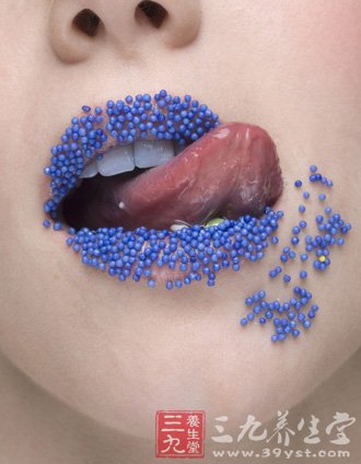 女人唇色隐藏的身体健康问题
