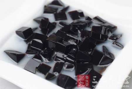 龟苓膏当甜点 吃“中药零食”您得悠着点儿