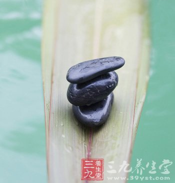 中医砭石 大暑天宝宝如何消暑