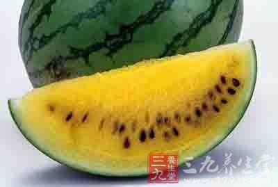 西瓜富含钾有助降血压