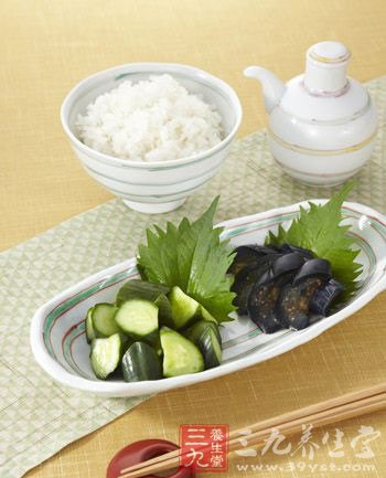 3款黄瓜鸡蛋减肥餐 享瘦一夏季