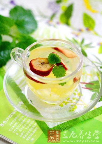自制水果茶 养生消暑轻松一夏