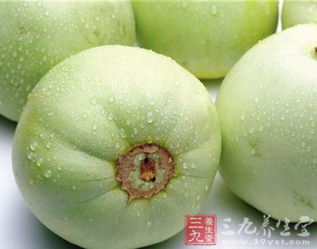 夏季8大低卡水果 吃出苗条身材