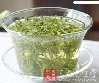 四种绿茶喝法 排毒清肠助瘦身