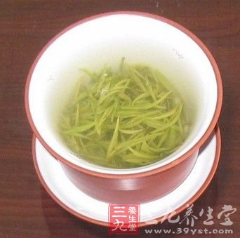 四种绿茶喝法 排毒清肠助瘦身